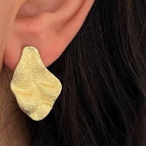 گوشواره میخی مدل برگ برند فشن